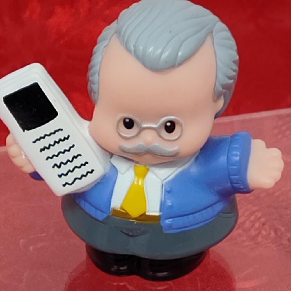 Fisher Price Little People Grandpa Man W/ Newspaper & Glasses Grandparent Figure